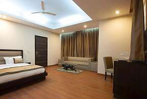 Hotel WTI Airport