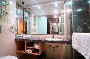 Hotel WTI Airport