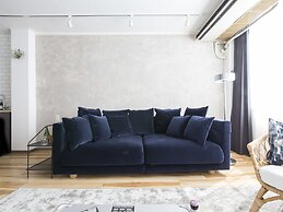 nid NAMBA Station House