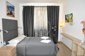 ENJOY! Apartments & Studios - Nekrasova