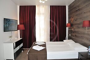 ENJOY! Apartments & Studios – Akvareli