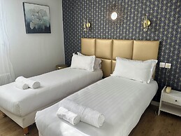 Logis Hôtel de la Bruyere