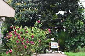 Adies Garden Suites