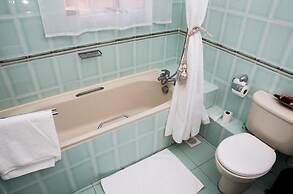 Adies Garden Suites