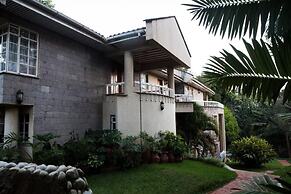 Adies Garden Suites