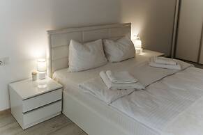 Kings Apartments