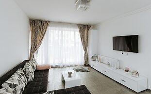 Kings Apartments