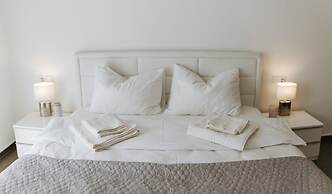 Kings Apartments