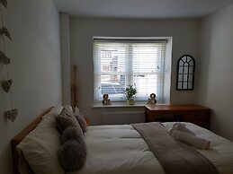 25A Bridge Street