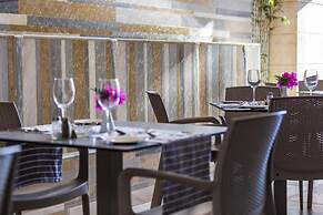 Hotel Ideon