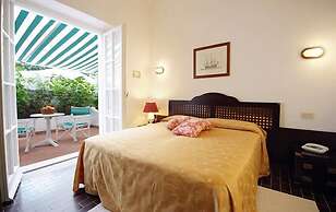 Hotel Antares