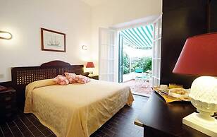 Hotel Antares
