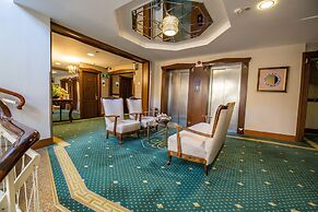 Izmir Palas Otel