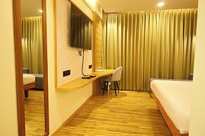 Hotel Surguru