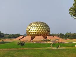 Hotel Surguru