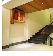 Hotel Surguru