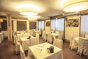 Apart-hotel Adler Moena
