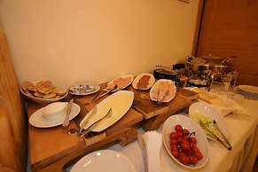 Apart-hotel Adler Moena