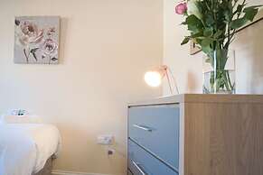 KVM - Peacock Apartment
