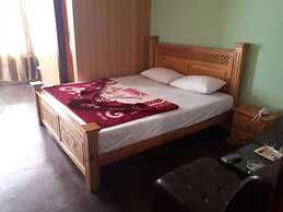 Rose Palace Hotel