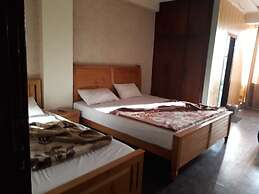 Rose Palace Hotel