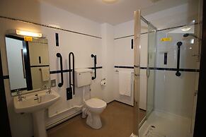 Clee Hotel