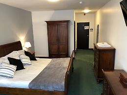 Clee Hotel