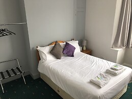 Clee Hotel