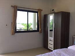 Aromdee Resort