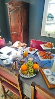 Frenes B & B