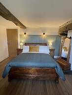 Frenes B & B