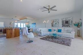 Isla 33 - 4 Bedroom PH #1304