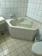 Yi Sian Hot Spring Hotel