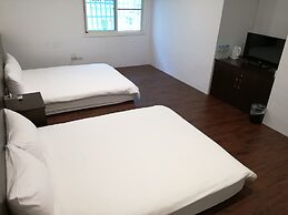 Oak Garden Hotel