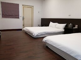 Oak Garden Hotel