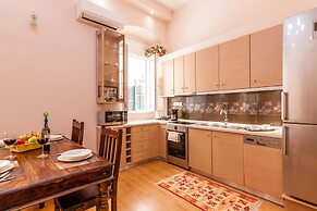 Kantouni Bizi Myranthis Apartment