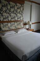 Phuphaya Hotel