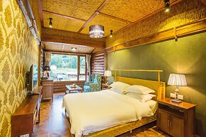 Lugu Lake Love Inn