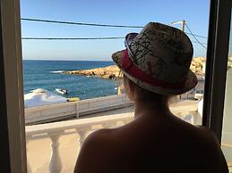 Zorbas Beach Hotel