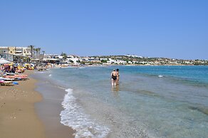 Zorbas Beach Hotel
