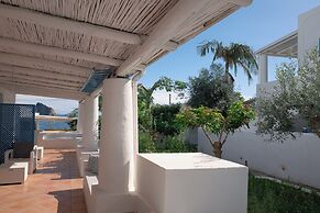 Hotel Eunymos - Trattoria Da Francesco Panarea
