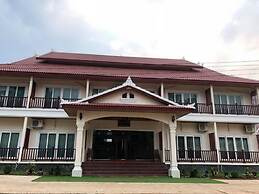 Leego Hotel