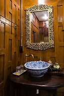Phuttal Residence