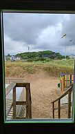 FlipFlop Beach Bar & Rooms