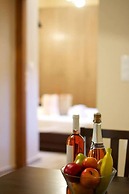 Asikiko Suites