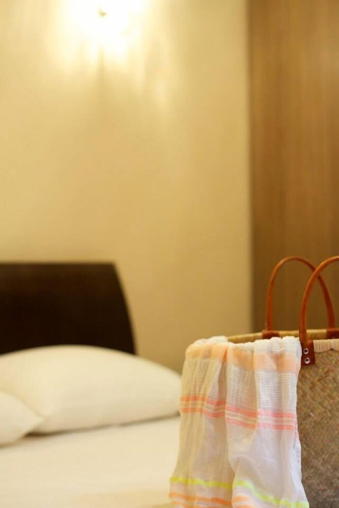 Asikiko Suites
