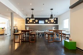 a2 HOTELS Plochingen