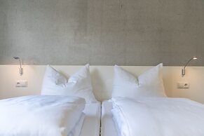 a2 HOTELS Plochingen
