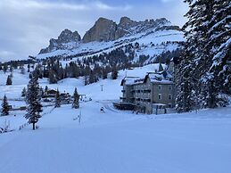 Hotel Castel Latemar