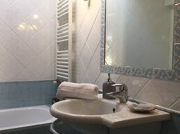JFK b & b